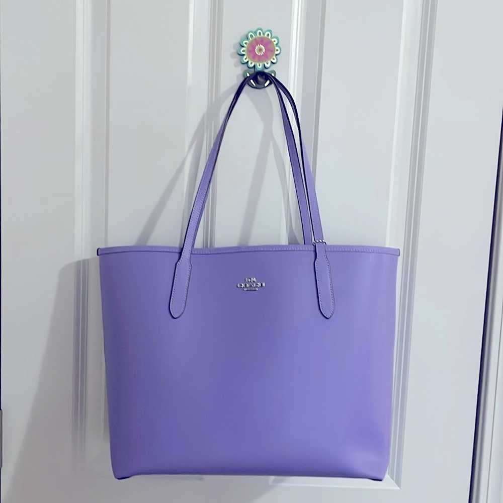 Coach City Tote in Light Violet NWT